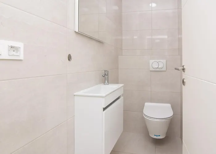 Appartement With Parking Space - 24331