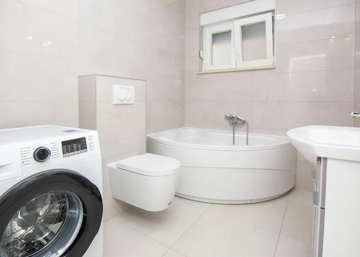 With Parking Space - 24331 * Vir